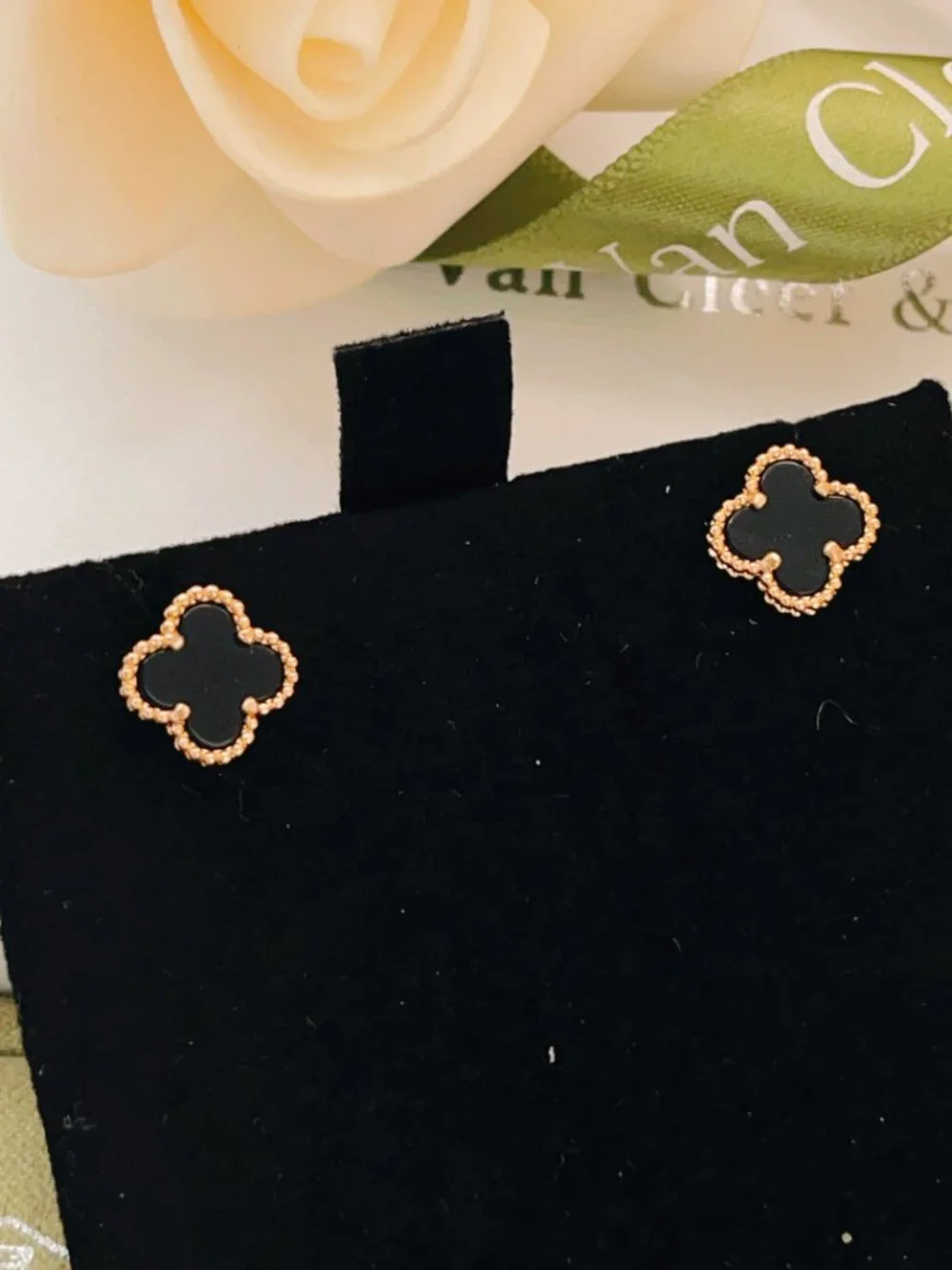 🖐️Van Cleef & Arpels🖐️ Small Rose Gold Black Mother-of-Pearl Four-Leaf Clover